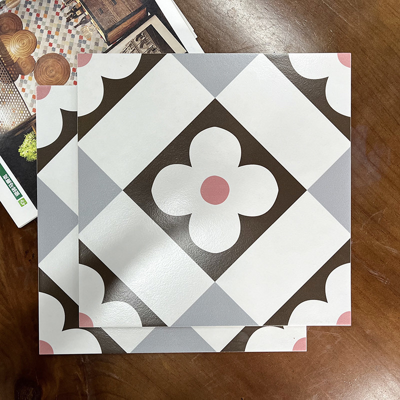 กระเบื้องเซรามิกเคลือบ 30x30 สไตล์นอร์ดิกกระเบื้องโมเสคสี่เหลี่ยมเล็ก ๆ ดอกไม้ระเบียง